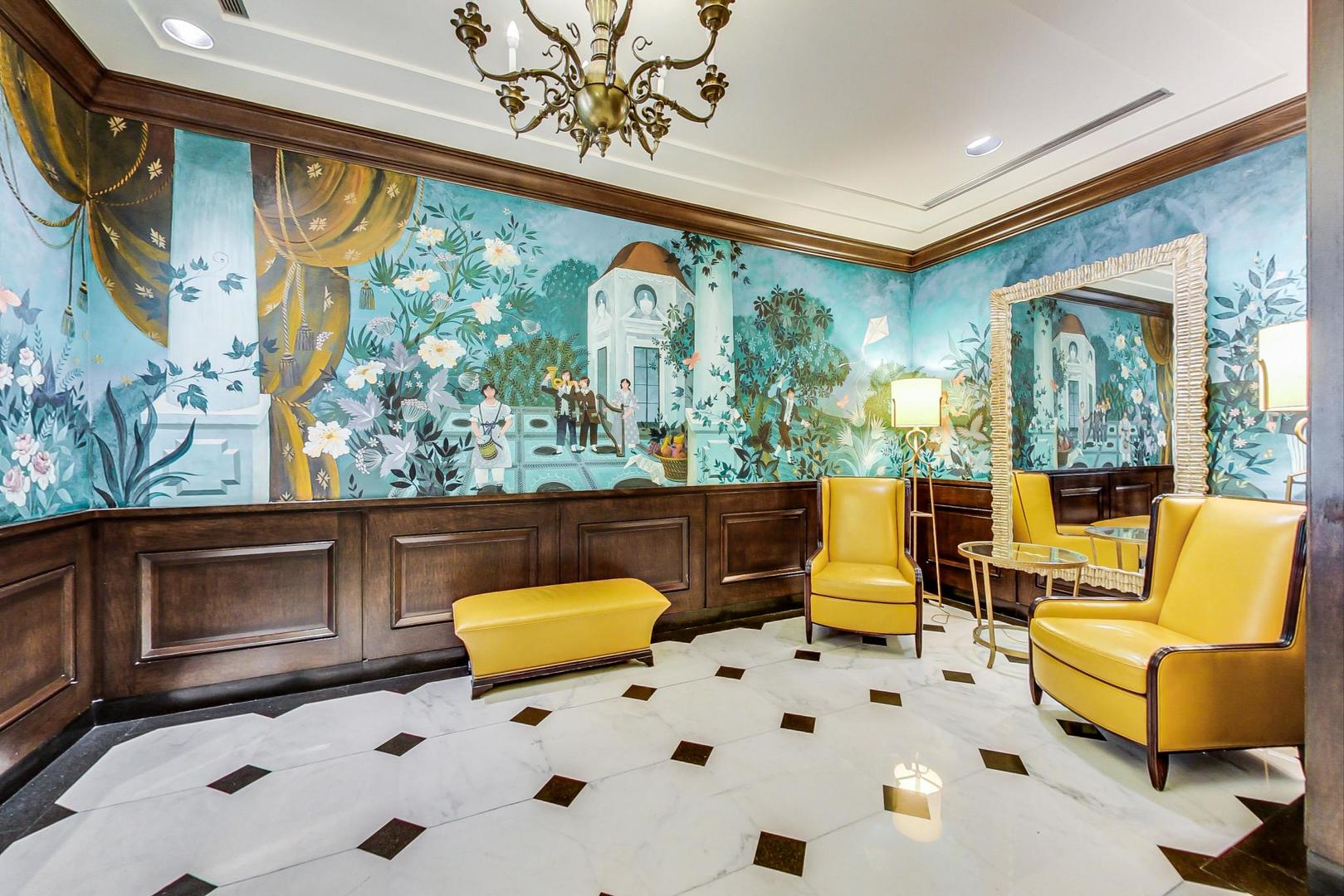 100 E Bellevue Place 5F