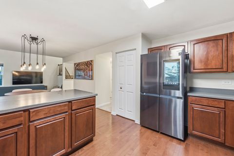 Tiny photo for 21430 Carlton Street, Crest Hill, IL 60403 (MLS # 12603729)