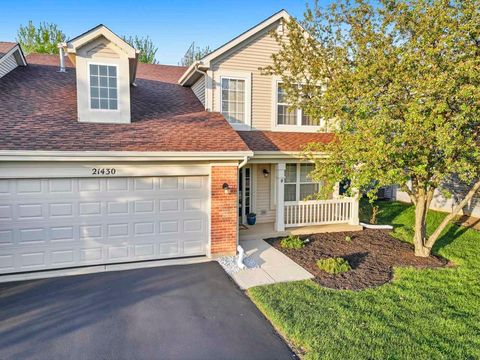 Tiny photo for 21430 Carlton Street, Crest Hill, IL 60403 (MLS # 12603729)