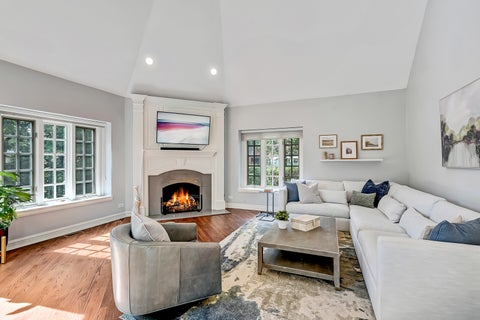 Tiny photo for Hinsdale, IL 60521 (MLS # 12787111)