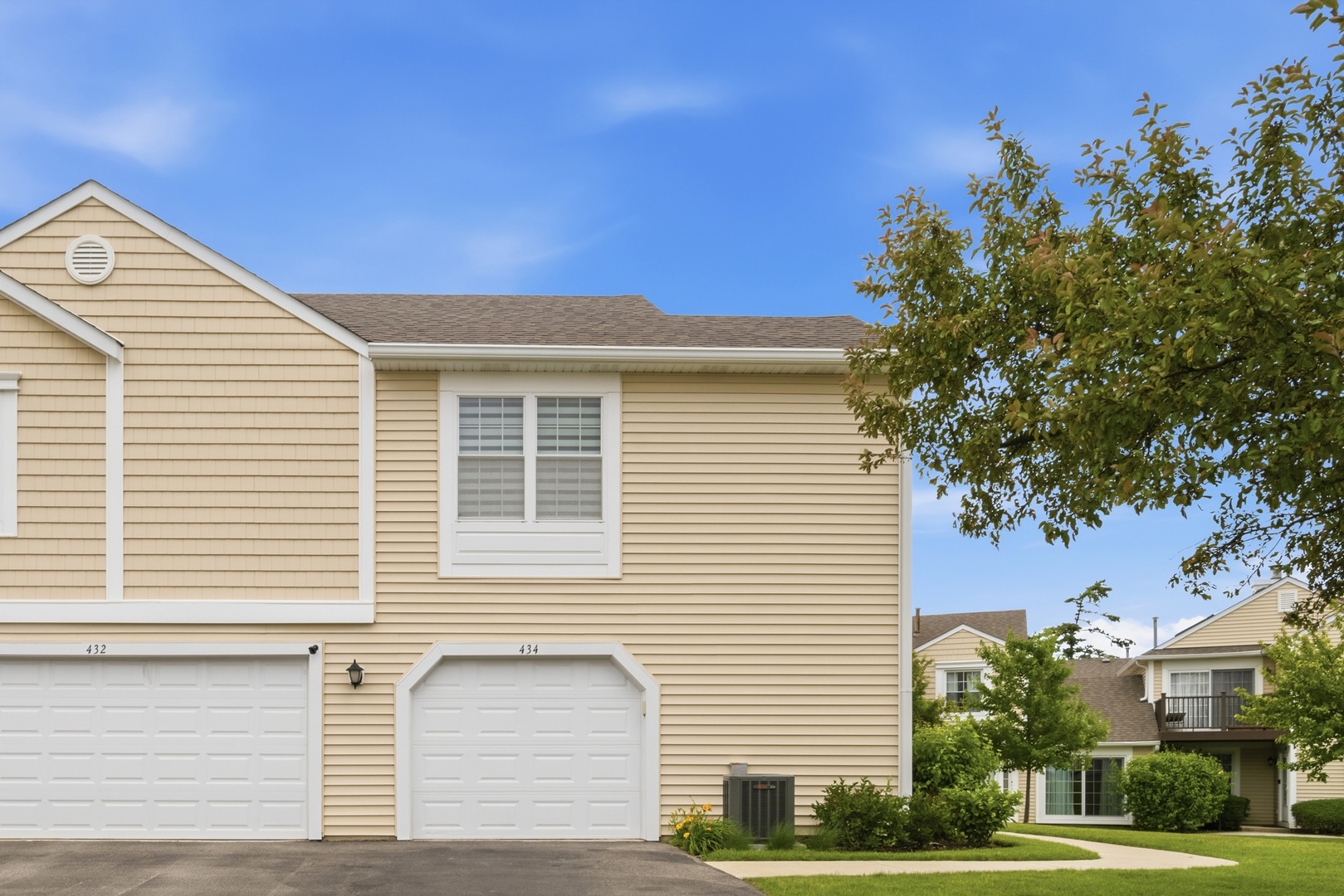 434 Le Parc Circle 434
