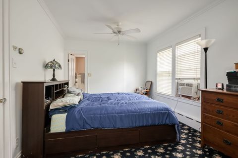 Tiny photo for 1122 N Ridgeland Avenue, Oak Park, IL 60302 (MLS # 12475147)