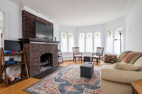 Tiny photo for 1122 N Ridgeland Avenue, Oak Park, IL 60302 (MLS # 12475147)