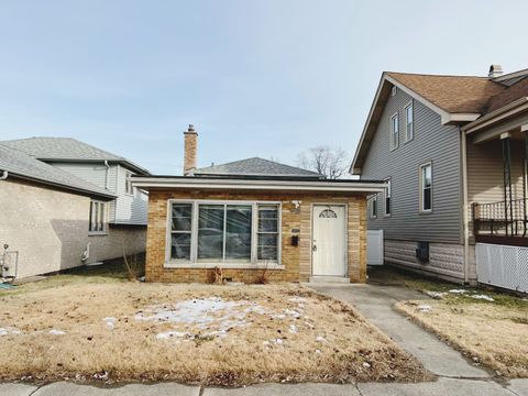 Photo of 4105 Maple Avenue, Berwyn, IL 60402 (MLS # 12541606)