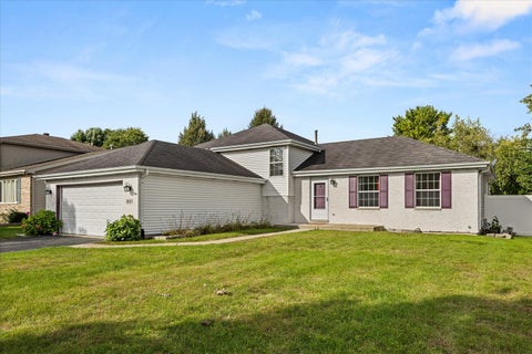 Tiny photo for 1807 LARKSPUR Drive, Plainfield, IL 60586 (MLS # 12770780)