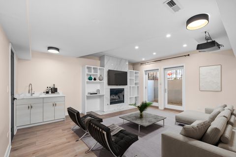 Tiny photo for 1113 N Mozart Street #101, Chicago, IL 60622 (MLS # 12473385)