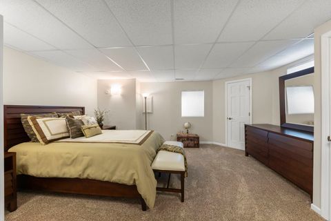 Tiny photo for 5513 Aspen Avenue, Downers Grove, IL 60515 (MLS # 12553801)