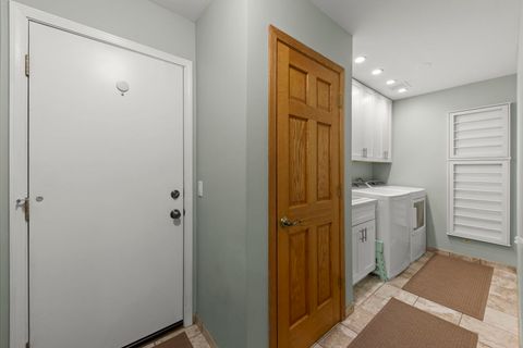 Tiny photo for 5513 Aspen Avenue, Downers Grove, IL 60515 (MLS # 12553801)