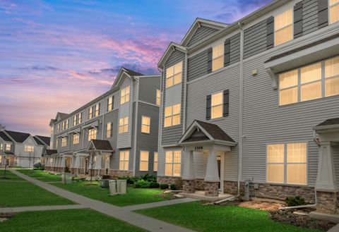 Photo of 3306 Trillium Circle #3001, Rolling Meadows, IL 60008 (MLS # 12618682)