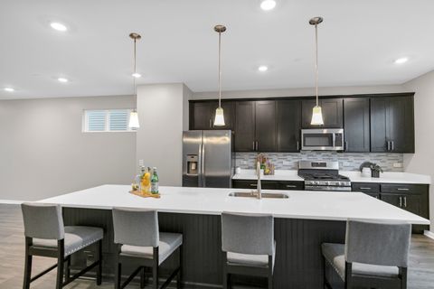 Tiny photo for 3306 Trillium Circle #3001, Rolling Meadows, IL 60008 (MLS # 12618682)