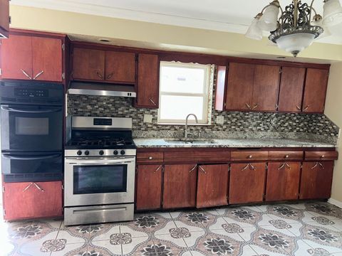 Tiny photo for 15210 Evers Street, Dolton, IL 60419 (MLS # 12608126)