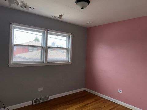 Tiny photo for 15210 Evers Street, Dolton, IL 60419 (MLS # 12608126)