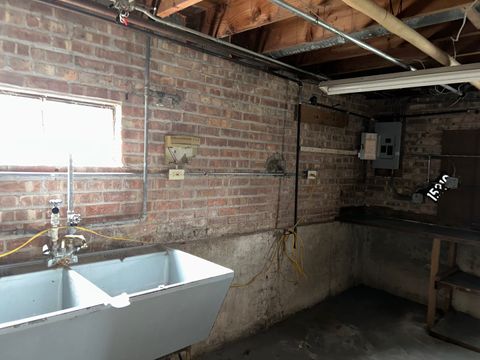 Tiny photo for 15210 Evers Street, Dolton, IL 60419 (MLS # 12608126)