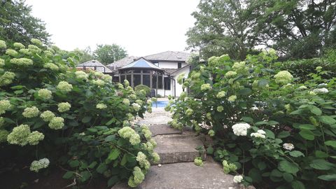 Tiny photo for 2221 Donegal Drive, Darien, IL 60561 (MLS # 12532378)