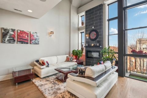 Tiny photo for Chicago, IL 60653 (MLS # 12586761)