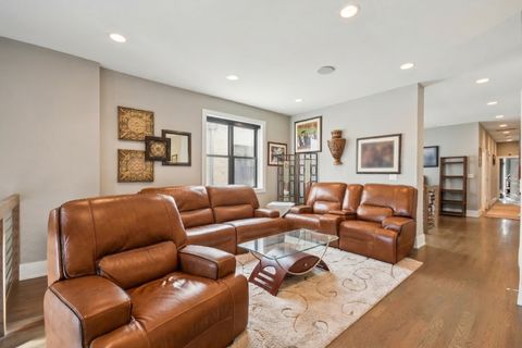 Tiny photo for Chicago, IL 60653 (MLS # 12586761)