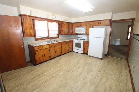 Tiny photo for 324 Illinois Street, Joliet, IL 60436 (MLS # 12398066)