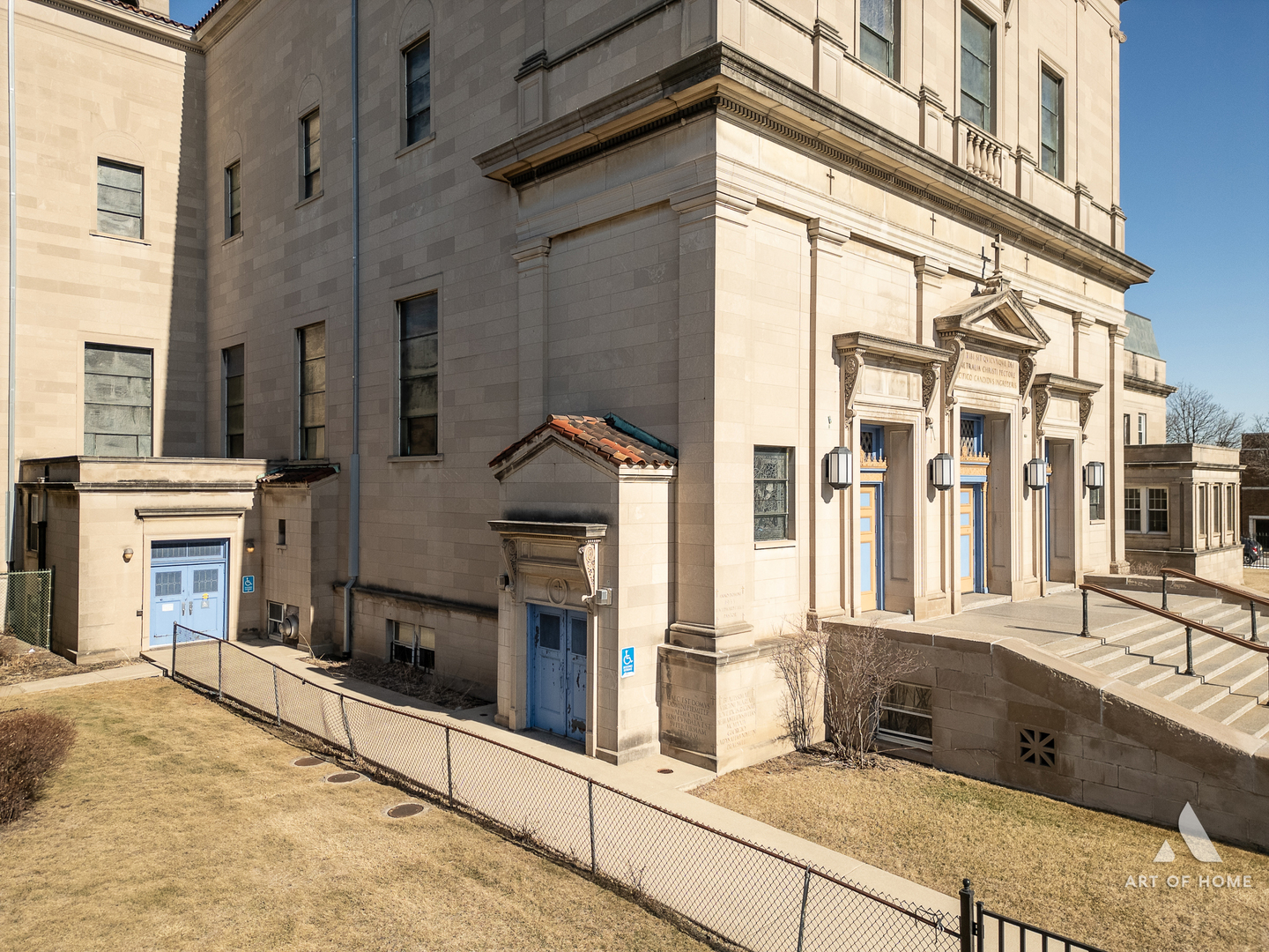 7851 S Jeffery Boulevard