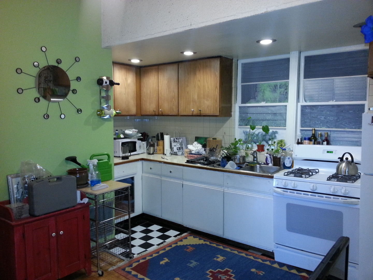 2350 W Augusta Boulevard 3-W