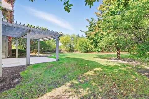 Tiny photo for 37W004 Ridgewood Drive, St. Charles, IL 60175 (MLS # 12497794)