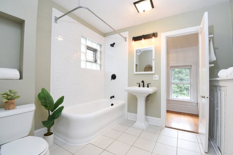 Tiny photo for 810 Belleforte Avenue, Oak Park, IL 60302 (MLS # 12783618)