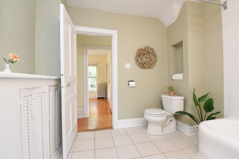 Tiny photo for 810 Belleforte Avenue, Oak Park, IL 60302 (MLS # 12783618)