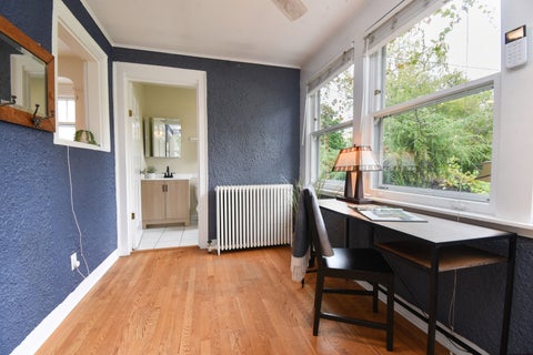 Tiny photo for 810 Belleforte Avenue, Oak Park, IL 60302 (MLS # 12783618)