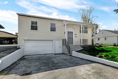 Tiny photo for 520 E Birch Drive, Glenwood, IL 60425 (MLS # 12795342)