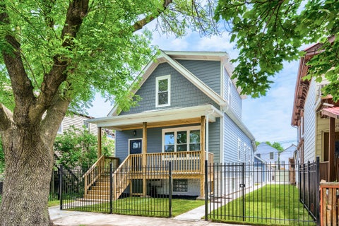 Photo of 4229 S Princeton Avenue, Chicago, IL 60609 (MLS # 12742735)