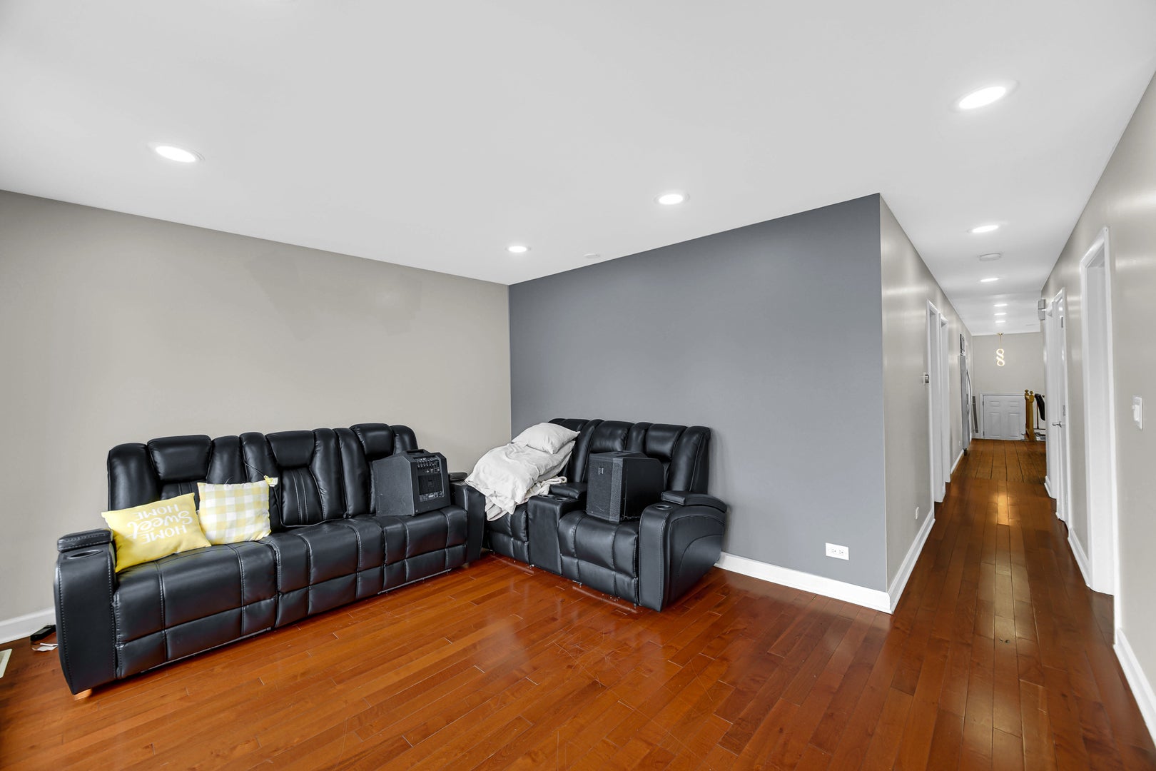 3501 Sarah Street