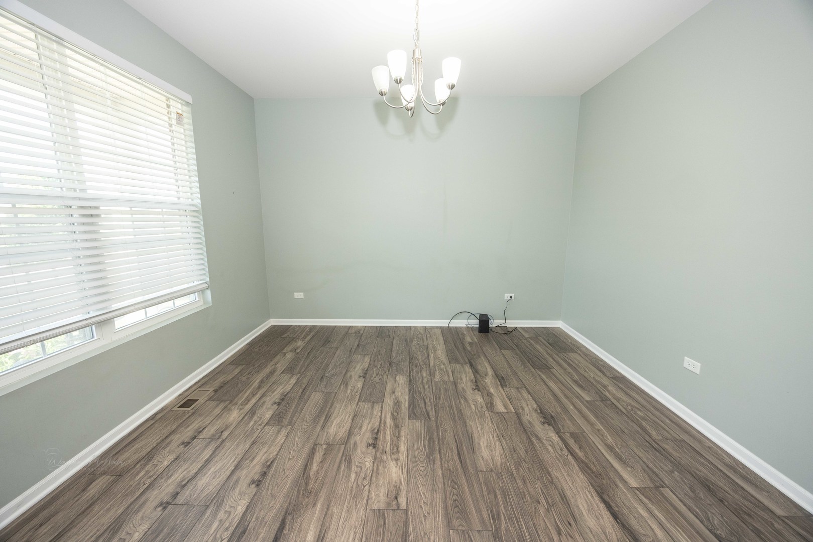 7800 Bellflower Lane