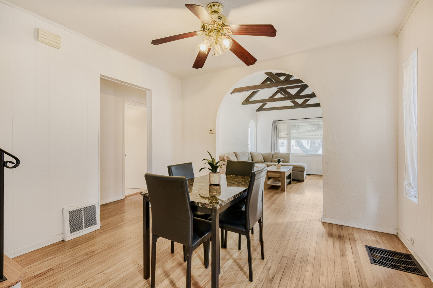 3918 N Nordica Avenue