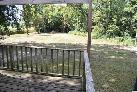 Tiny photo for 5730 Gardner EXPY Expy, Quincy, IL 62305 (MLS # 12459250)