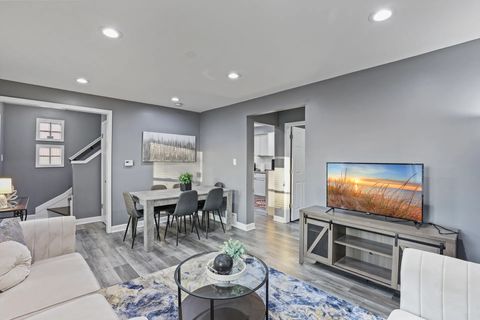 Tiny photo for 749 Manchester Avenue, Westchester, IL 60154 (MLS # 12268427)