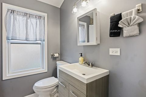 Tiny photo for 749 Manchester Avenue, Westchester, IL 60154 (MLS # 12268427)