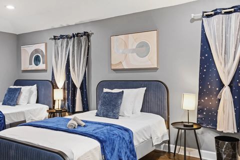 Tiny photo for 749 Manchester Avenue, Westchester, IL 60154 (MLS # 12268427)