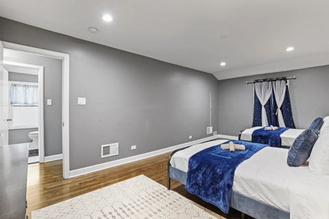 Tiny photo for 749 Manchester Avenue, Westchester, IL 60154 (MLS # 12268427)