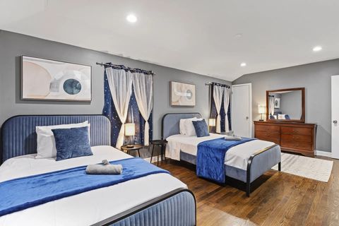 Tiny photo for 749 Manchester Avenue, Westchester, IL 60154 (MLS # 12268427)