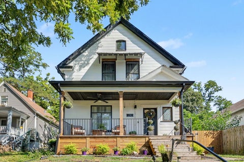 Photo of 1718 W 9th Street, Davenport, IA 52804 (MLS # 12771107)