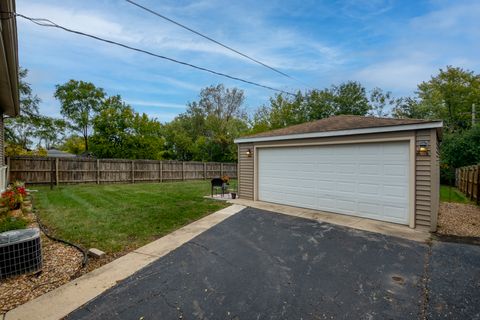 Tiny photo for 16557 Plymouth Drive, Markham, IL 60428 (MLS # 12528226)