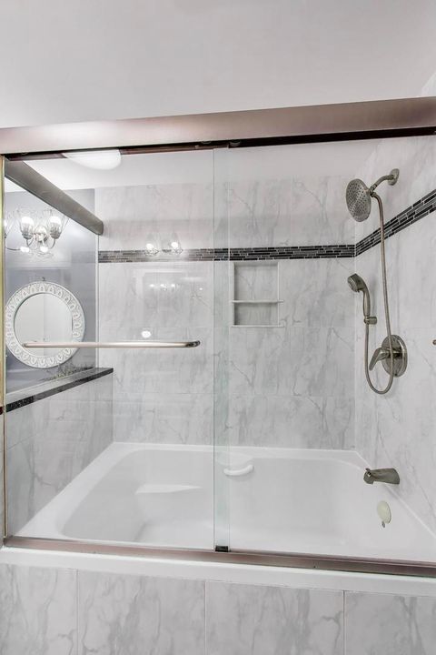 Tiny photo for 2822 N Brighton Place, Arlington Heights, IL 60004 (MLS # 12575500)