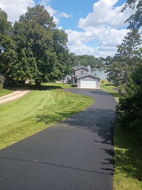 Tiny photo for 3 Holiday Drive, Lake Holiday, IL 60552 (MLS # 12502102)