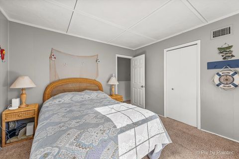 Tiny photo for 3 Holiday Drive, Lake Holiday, IL 60552 (MLS # 12502102)