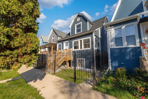 Tiny photo for 737 N Lorel Avenue, Chicago, IL 60644 (MLS # 12522625)