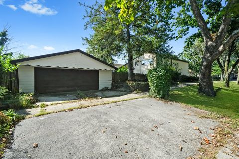 Tiny photo for 55 S Main Street, Glen Ellyn, IL 60137 (MLS # 12493147)