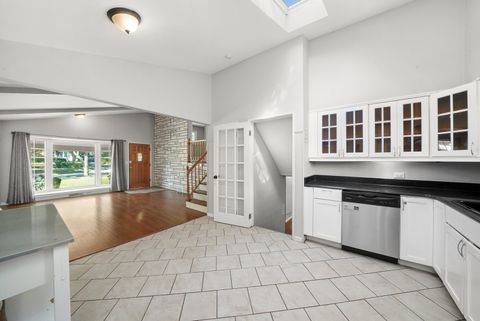 Tiny photo for 55 S Main Street, Glen Ellyn, IL 60137 (MLS # 12493147)