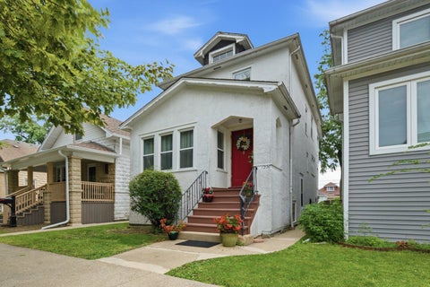 Photo of 1228 Elmwood Avenue, Berwyn, IL 60402 (MLS # 12738616)