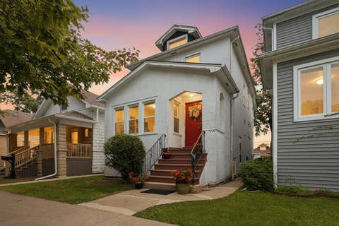 Tiny photo for 1228 Elmwood Avenue, Berwyn, IL 60402 (MLS # 12738616)
