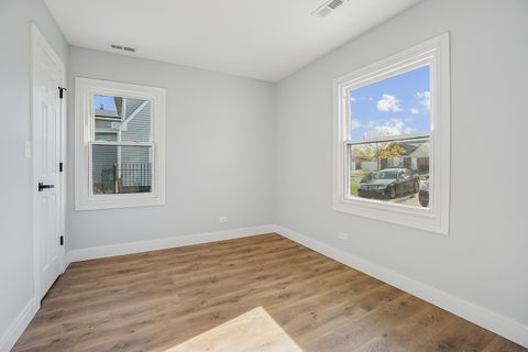 Tiny photo for 130 PARKVIEW Drive, Northlake, IL 60164 (MLS # 12513110)