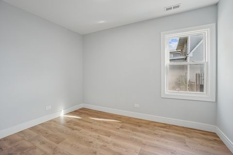 Tiny photo for 130 PARKVIEW Drive, Northlake, IL 60164 (MLS # 12513110)